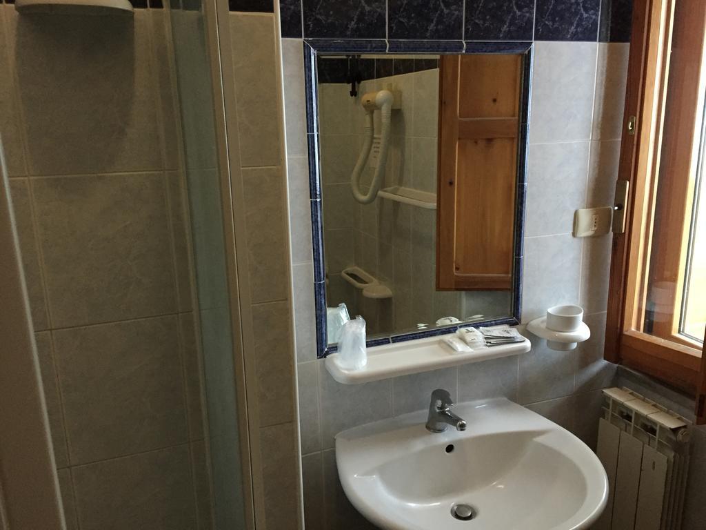 Hotel Vallefura Пескокостанзо Екстериор снимка