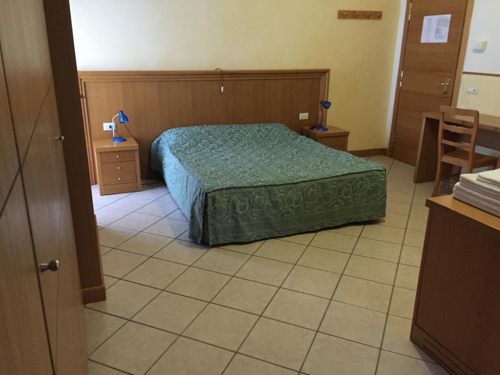 Hotel Vallefura Пескокостанзо Екстериор снимка