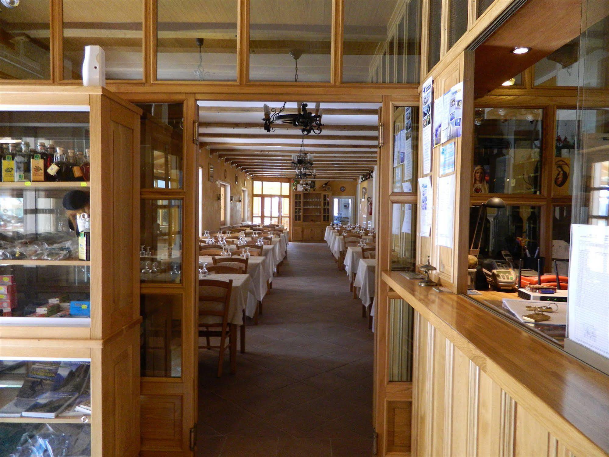 Hotel Vallefura Пескокостанзо Екстериор снимка